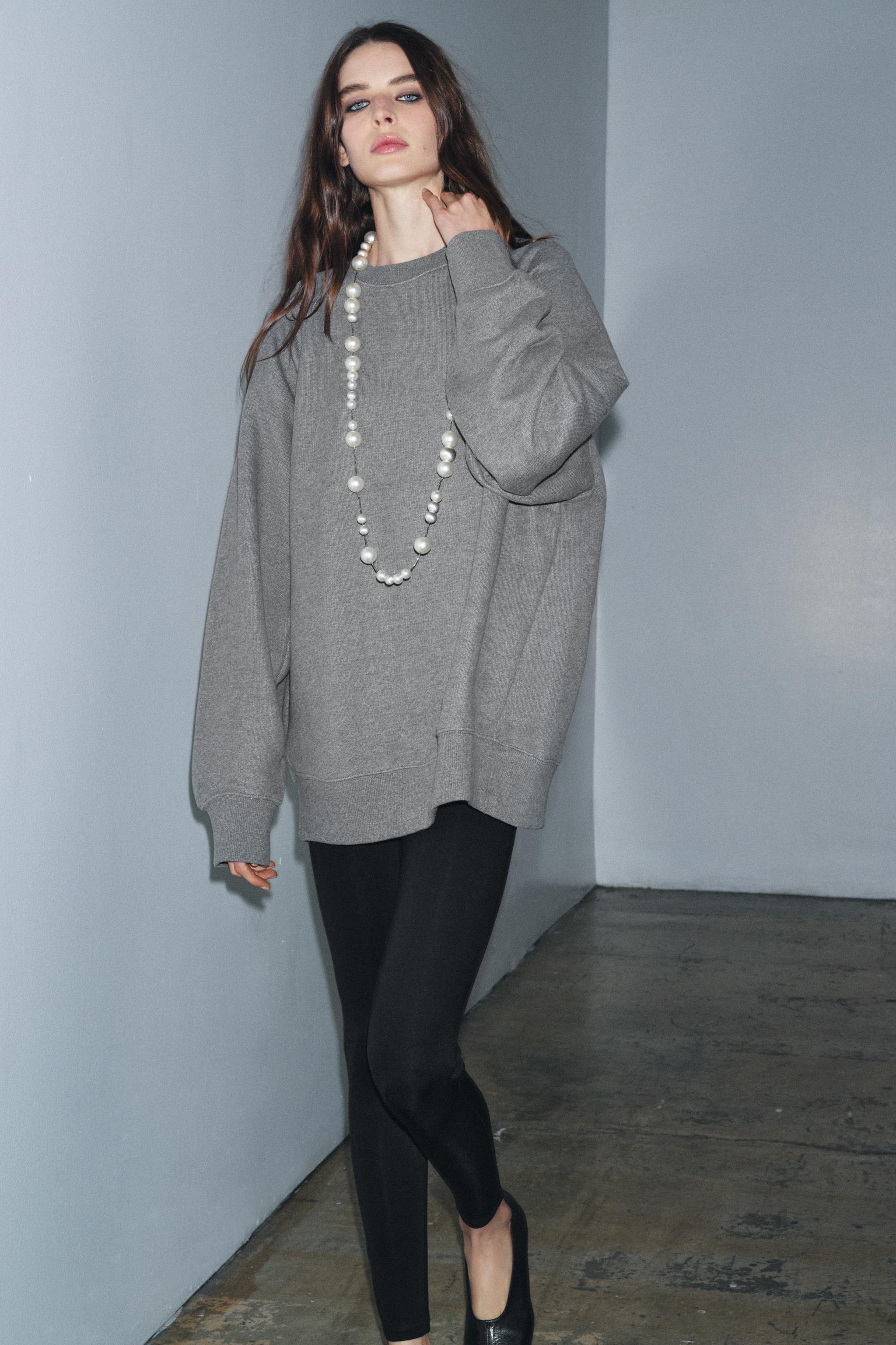 OVERSIZED RIB SWEATSHIRT